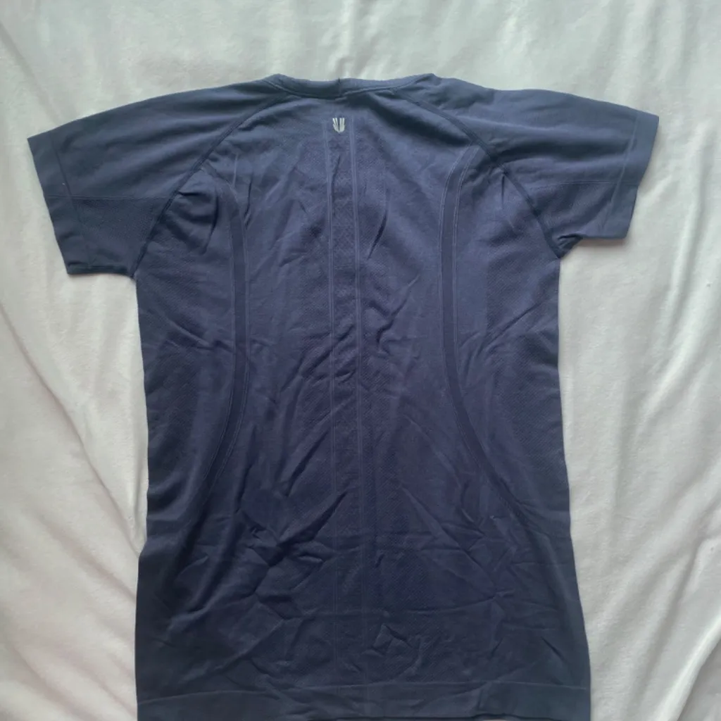 US Rowing athletic gray blue tee, size medium - Image 7