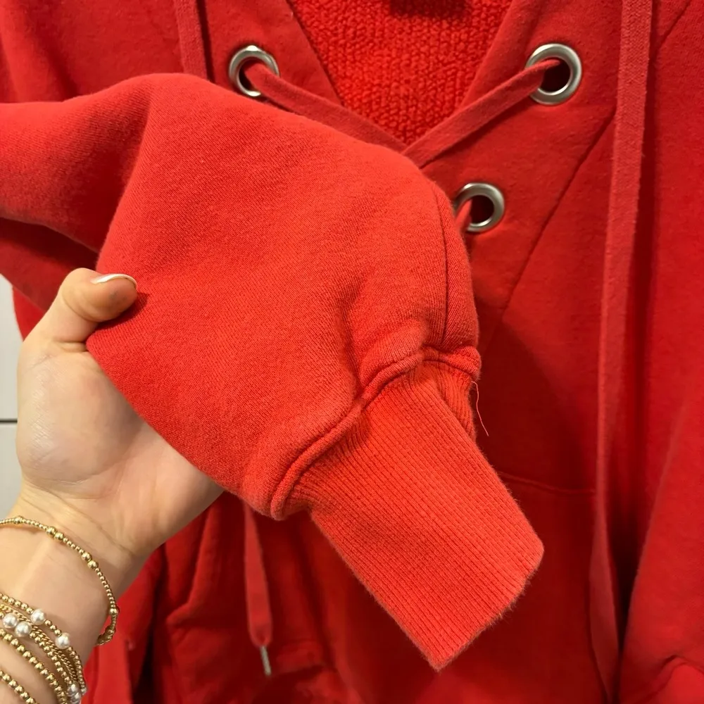 Good American Red Lace Up Sweatshirt - Image 6