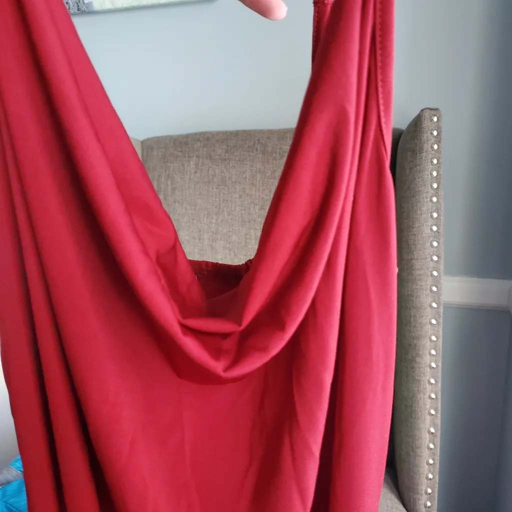 Scoop neck wine color maxi dress with slits on the side size large new n… Red - Image 4