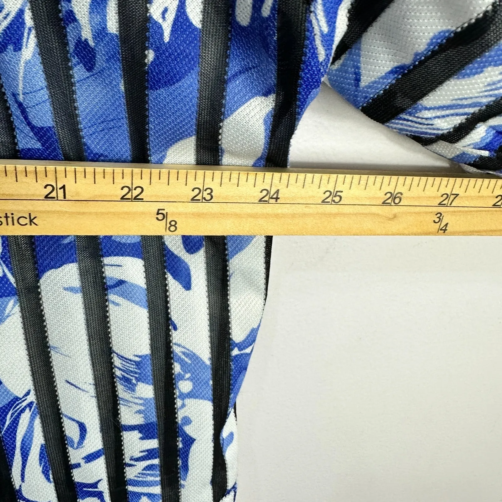 Rafaella Top L Blue White Stripe Abstract Print Resort Coastal Chic Art Dopamine - Image 8