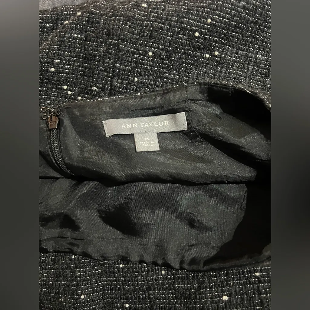 Ann Taylor Charcoal Tweed Pencil Skirt 10 - Image 4