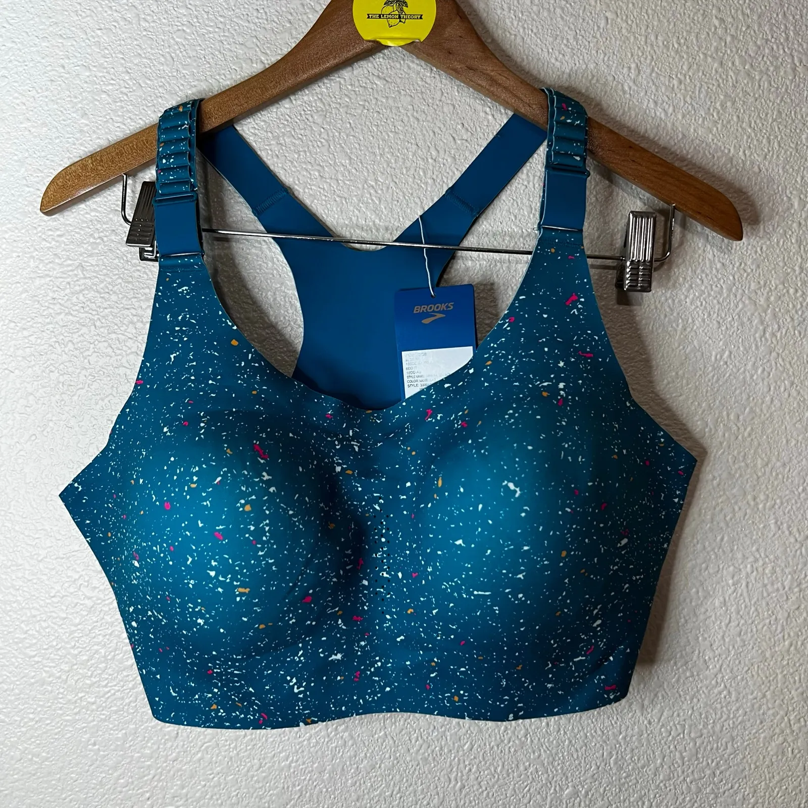 Brooks Dare Racerback Run Bra Sportsbra 2.0
in Lagoon Speckle Blue NEW 40DD - Image 2
