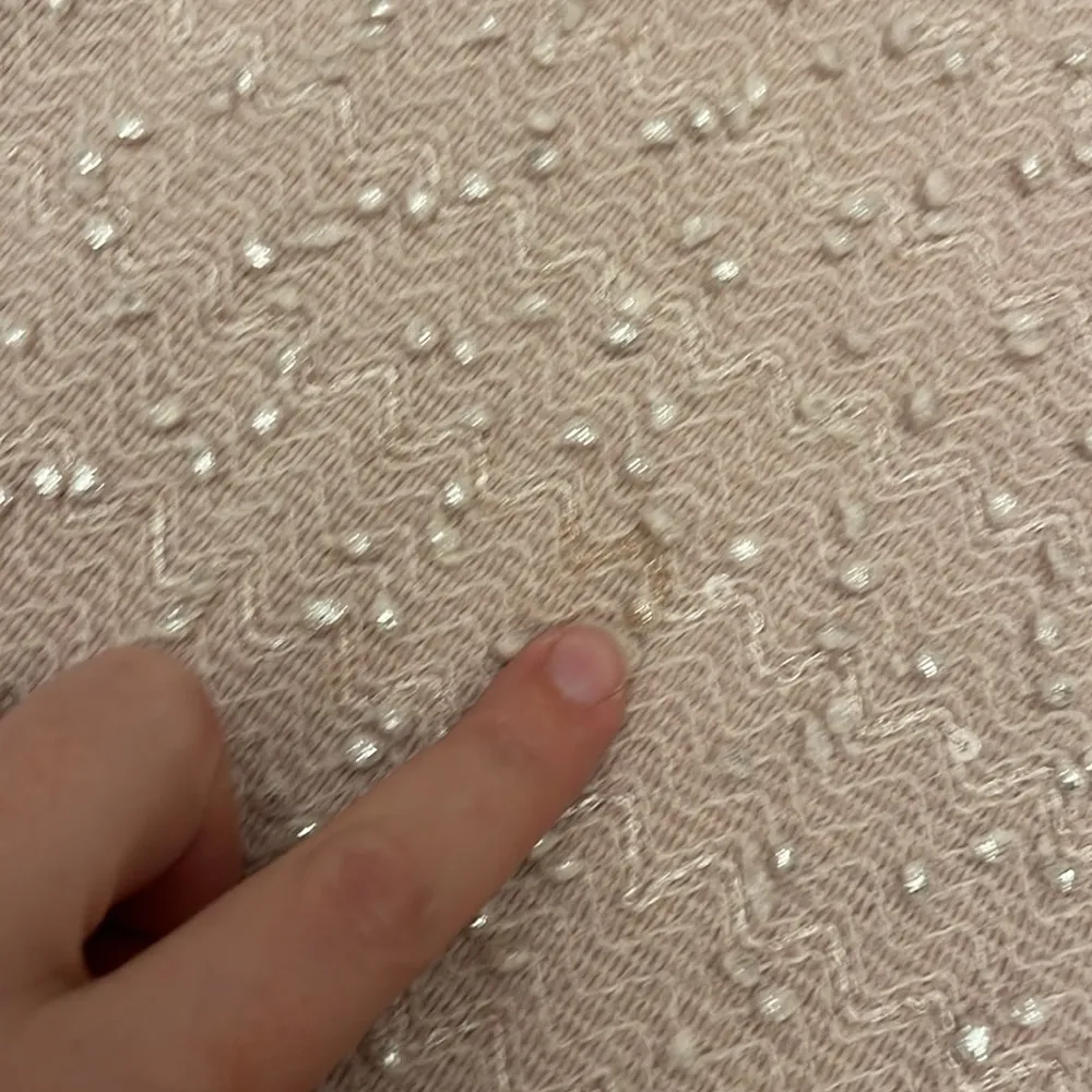 Jennifer Lopez  Sweater Size XL Pink Silver Sparkle Baby Pink - Image 4