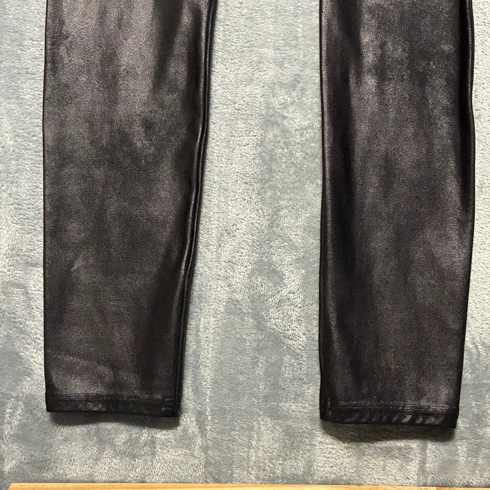 SPANX Faux Leather Shine High Waisted Leggings Women's M Black - Image 4