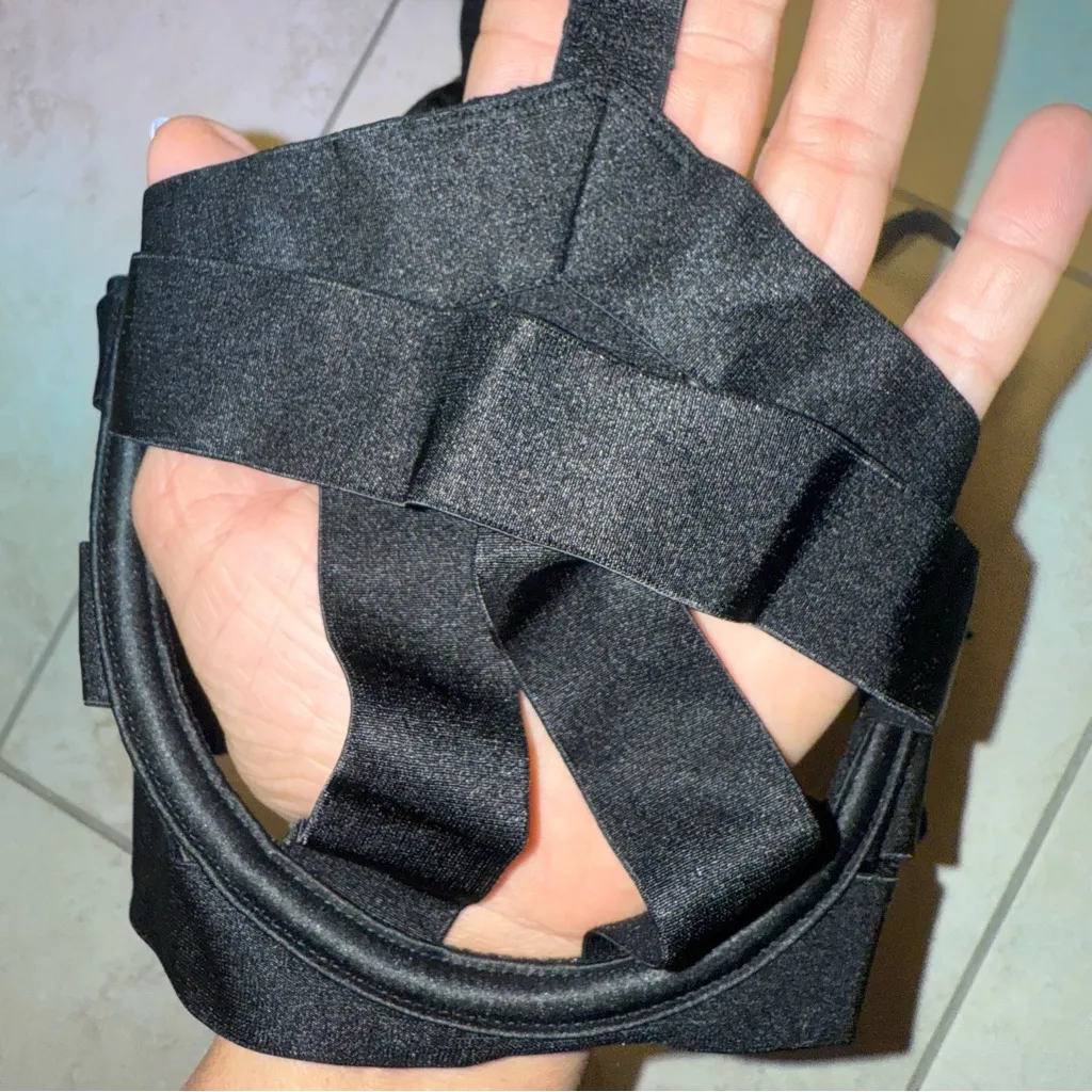 VICTORIAS SECRET Bandage Balconette Bra Black Strappy Bondage size 32DD - Image 4