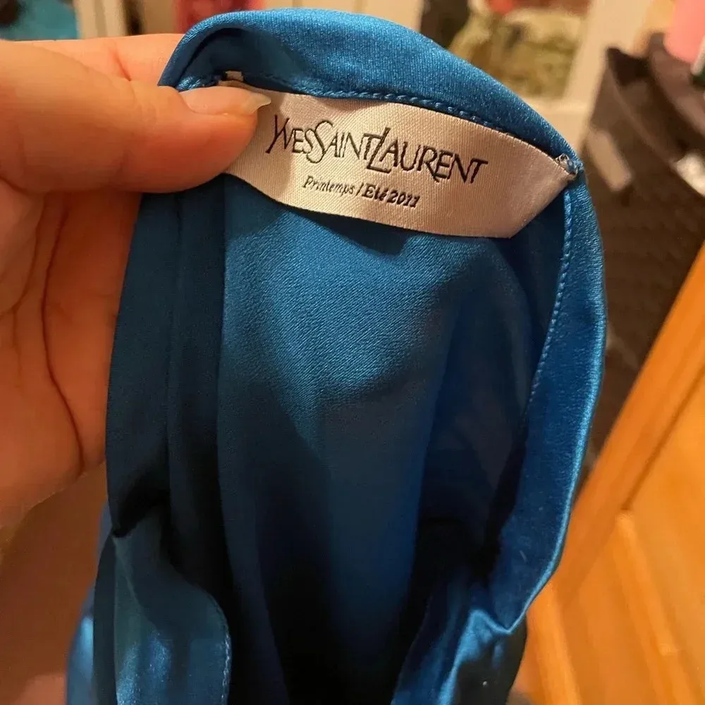 YVES SAINT LAURENT BLUE SILK DRAPE NECK BLOUSE - Image 3