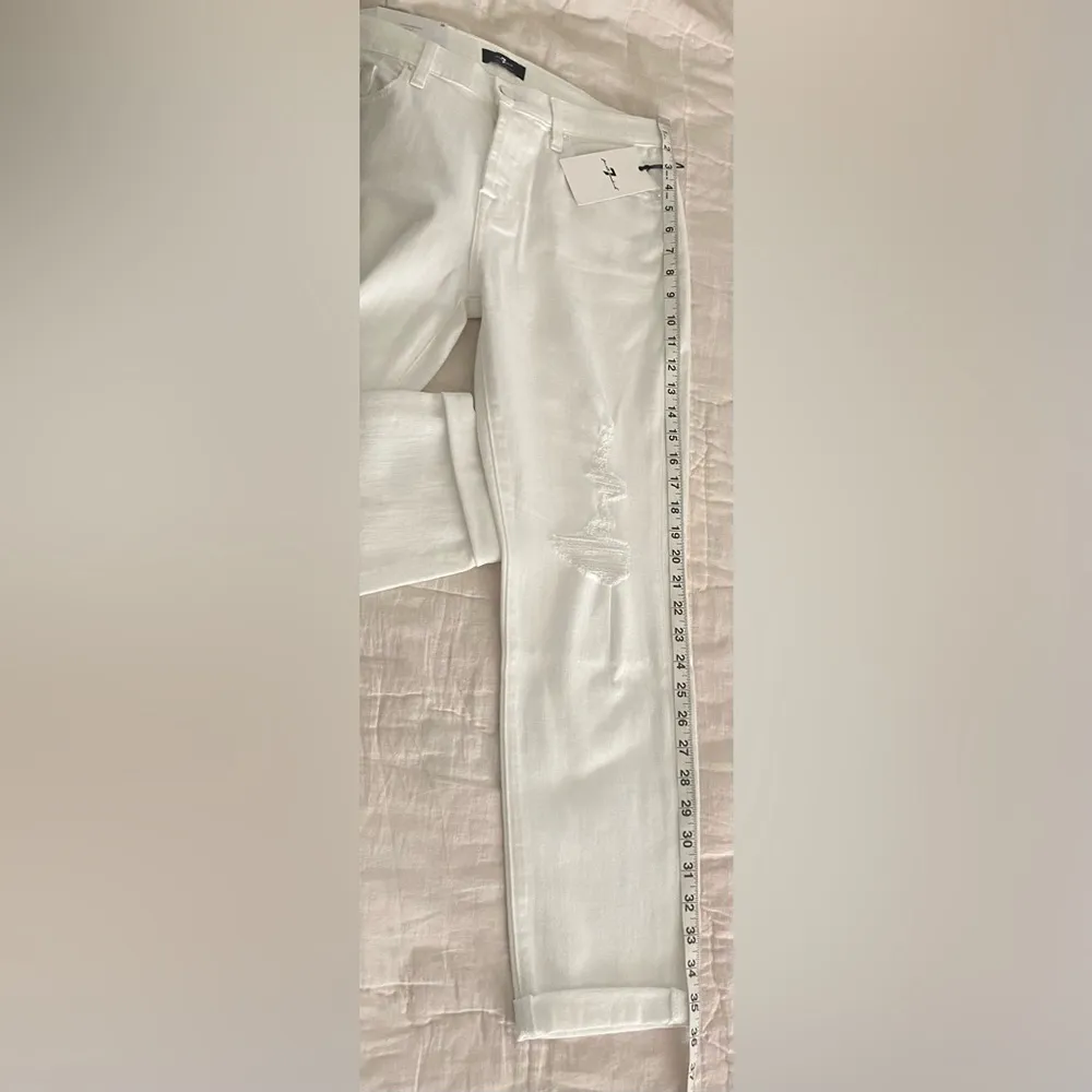 7 For All Mankind White Josefina Feminine Boyfriend Jeans, Size 28 NWT! $208 - Image 8