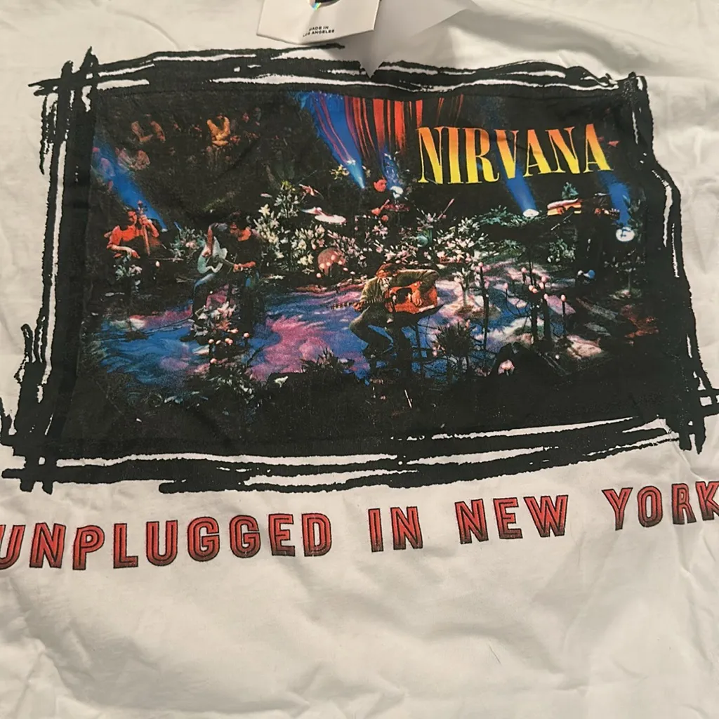 Daydreamer Nirvana nwt unplugged in New York large white tee graphic - Image 3