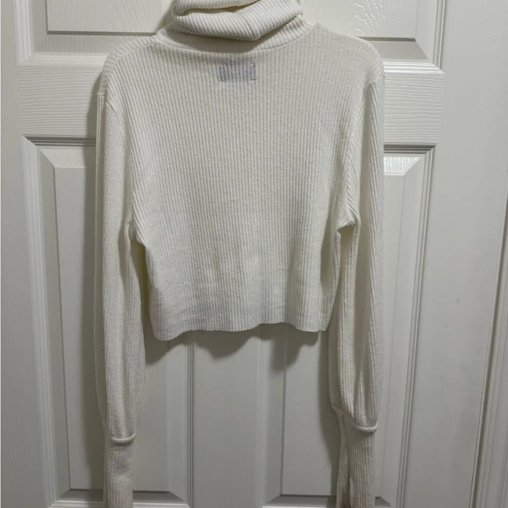 Joah Brown cropped turtleneck- no longer sold! - Image 5