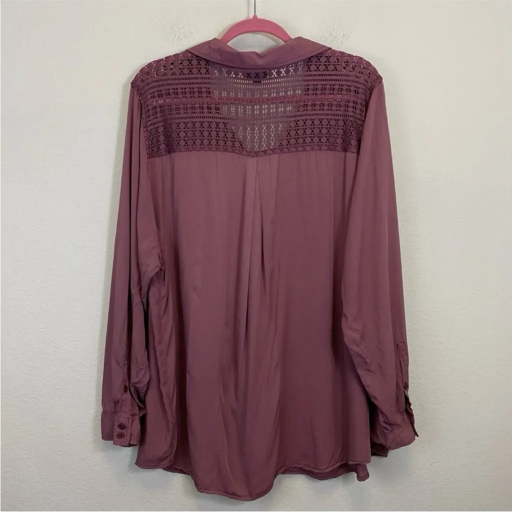 Torrid‎ Crochet Detail Button Down Shirt Long Sleeve Size 3/3X - Image 7