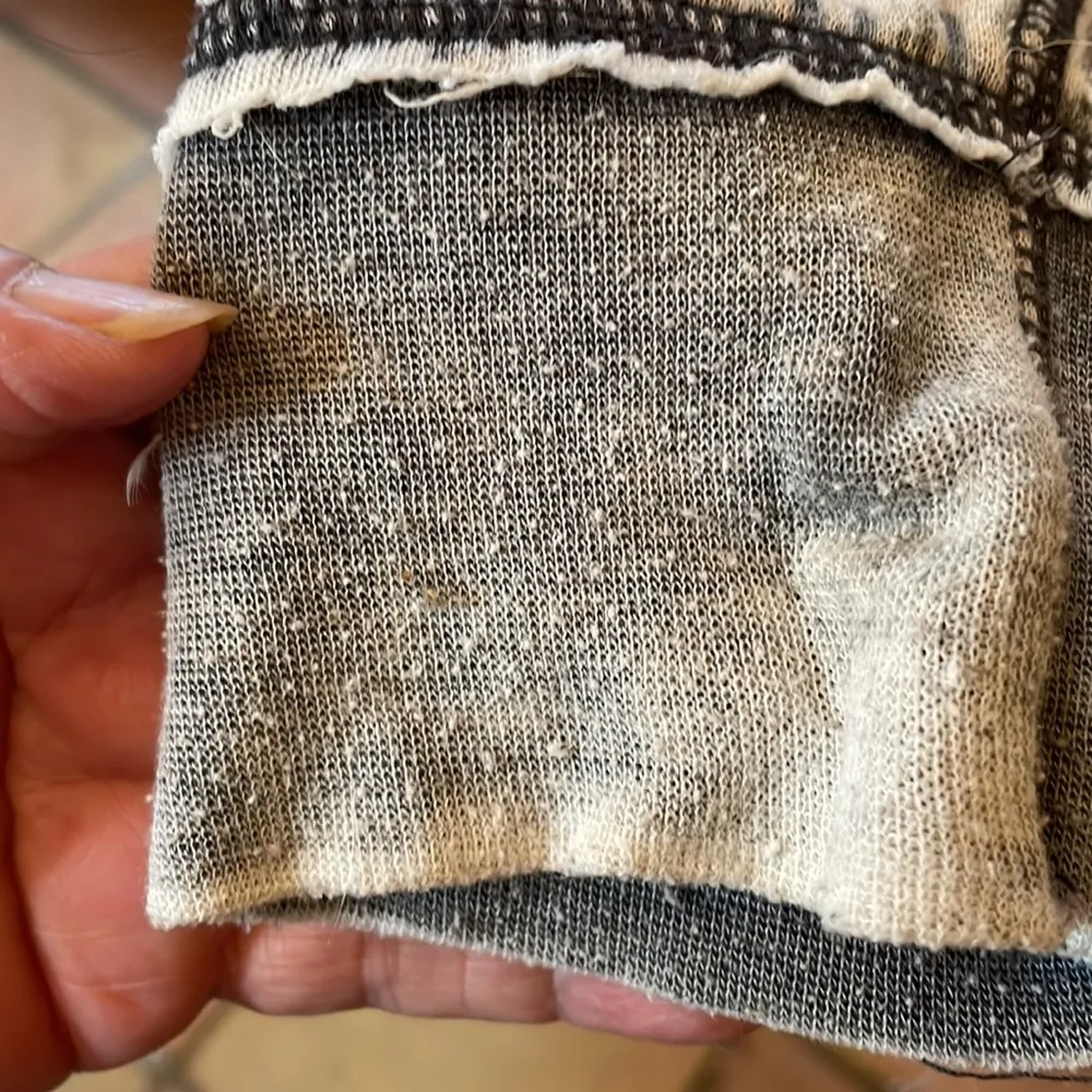 Guess 1981 Hoodir - Image 5