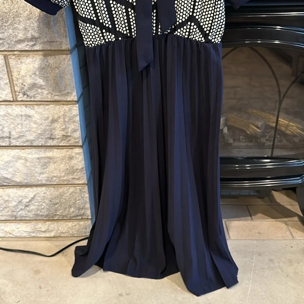 SHEIN pleated skirt puff sleeve dress with bow tie detail size medium navy - Image 5