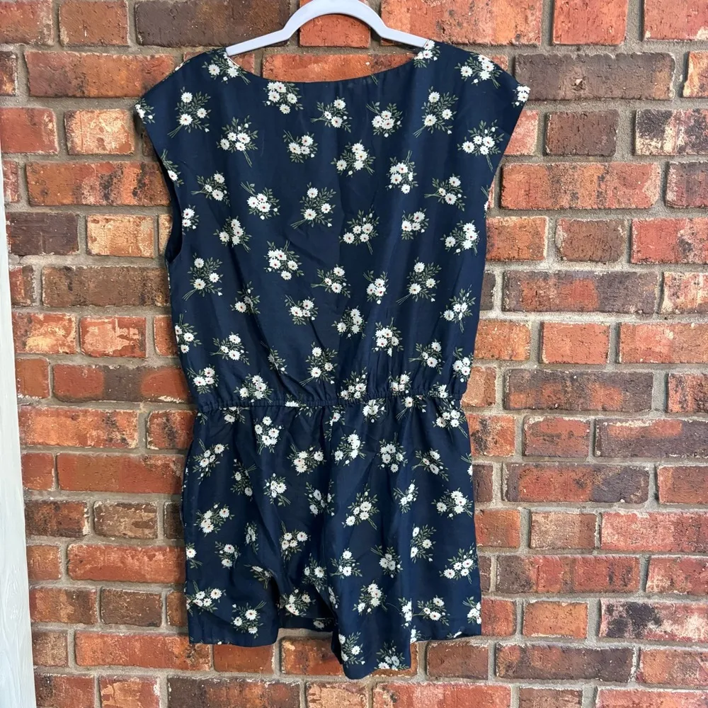 Sfera womens wrap front elastic waist floral romper blue M Size M - Image 4