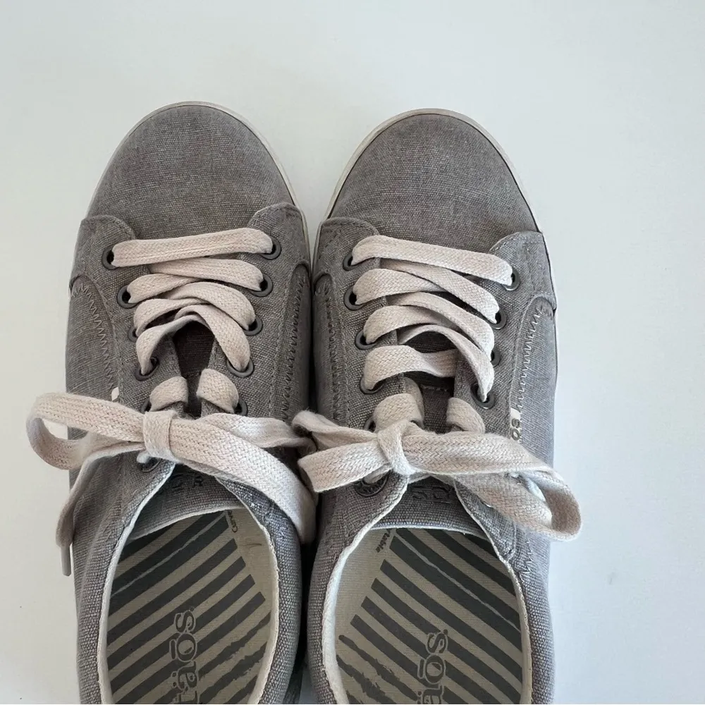 Taos Women’s Star Sneakers Gray Wash Canvas 8W Size 8 - Image 11
