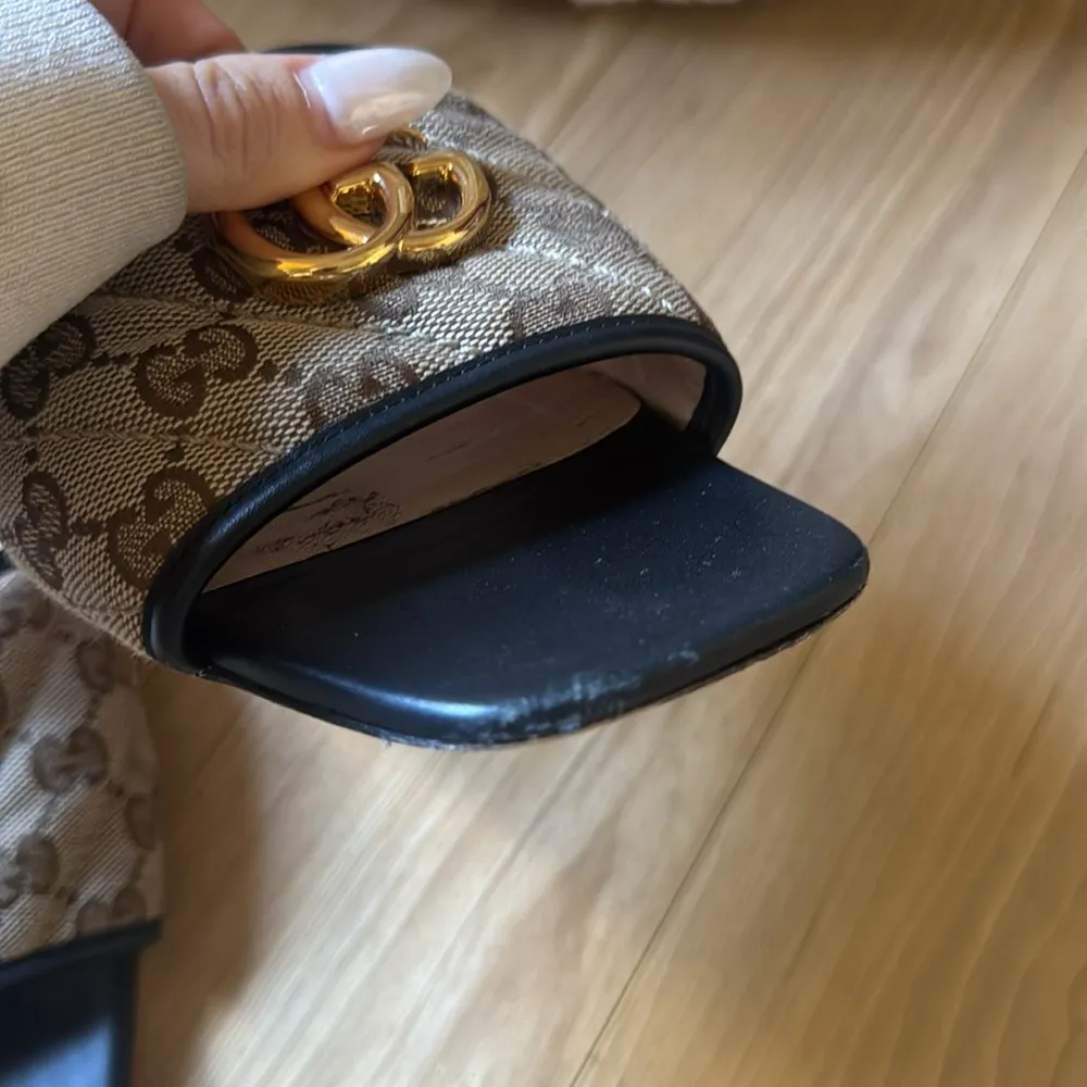 Gucci Black and Brown Slide Sandals - Image 6