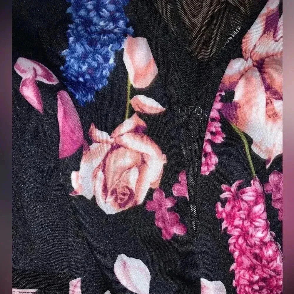 En Focus Studio floral mesh insert bodycon dress - Image 2