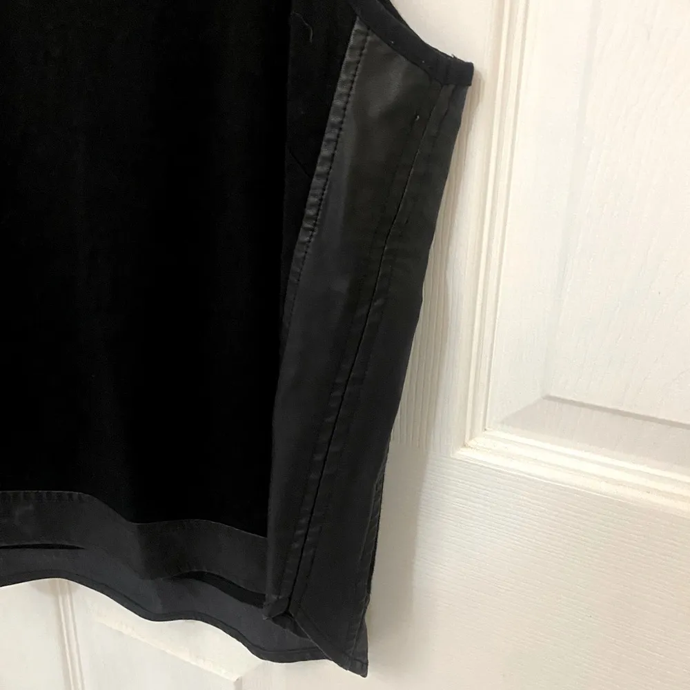 Banana Republic Faux Leather Piped Sleeveless Top in Black - Image 6