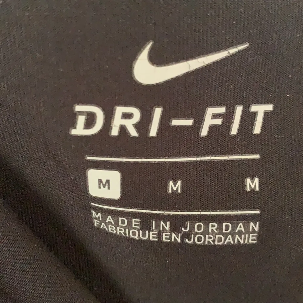 Nike Dri-Fit Capri Leggings M - Image 4