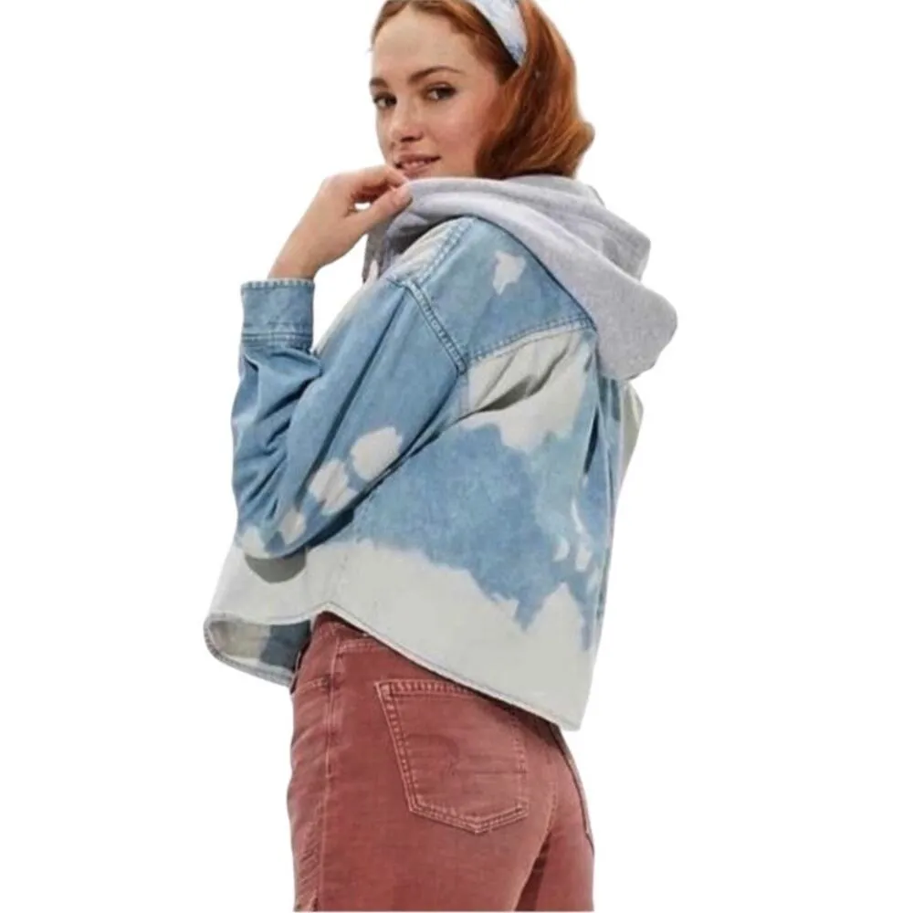 American Eagle Acid Wash Blue Denim Hooded Jacket Size Large - Image 2