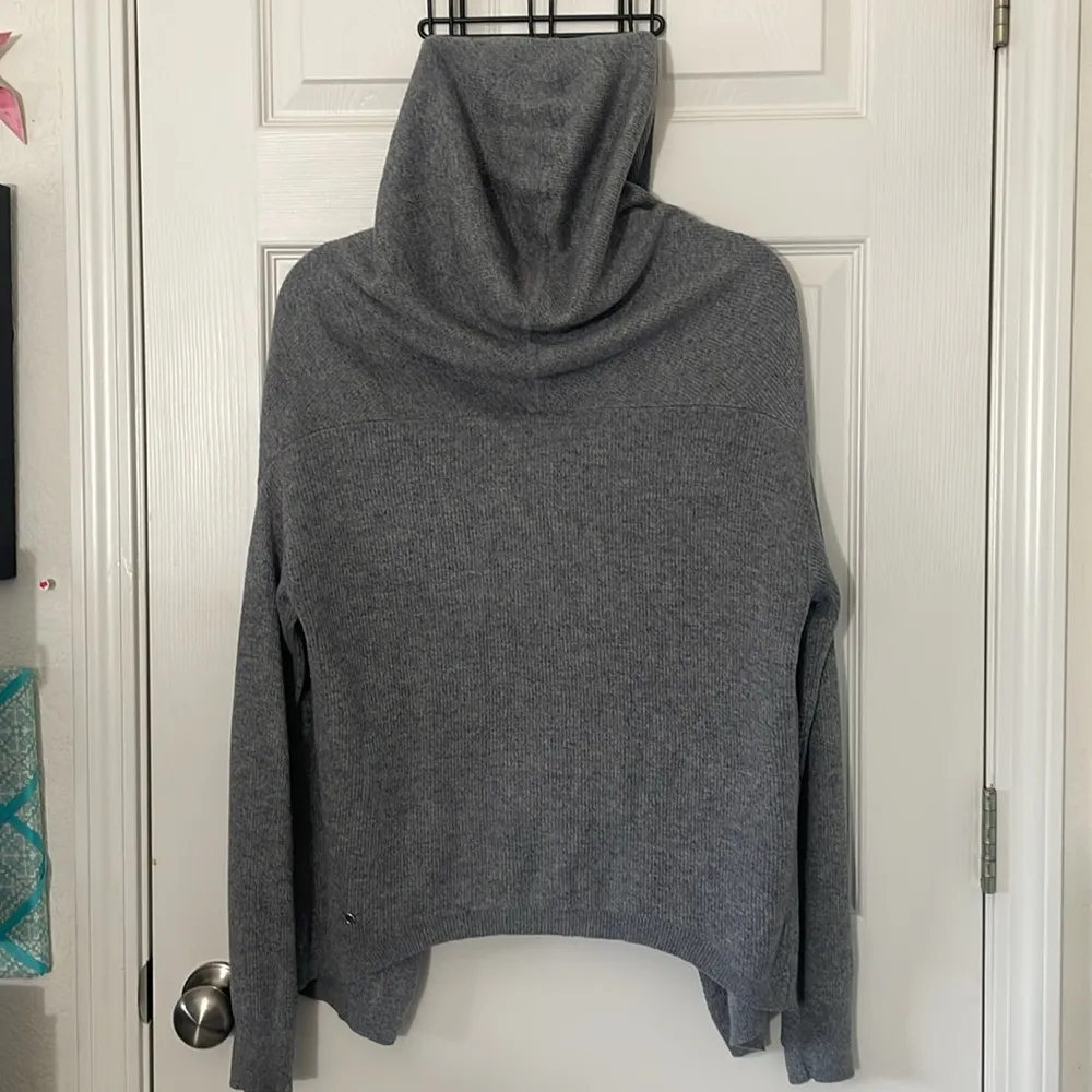 Lululemon Cabin Yogi Wrap Heathered Grey Slate Open Hooded Cardigan Small - Image 10
