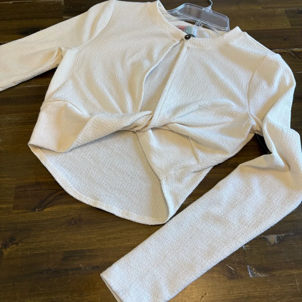 Free people Beach FP Cozumel Cream Ivory Long Sleeve Crop Top Twist Cut Out S - Image 5