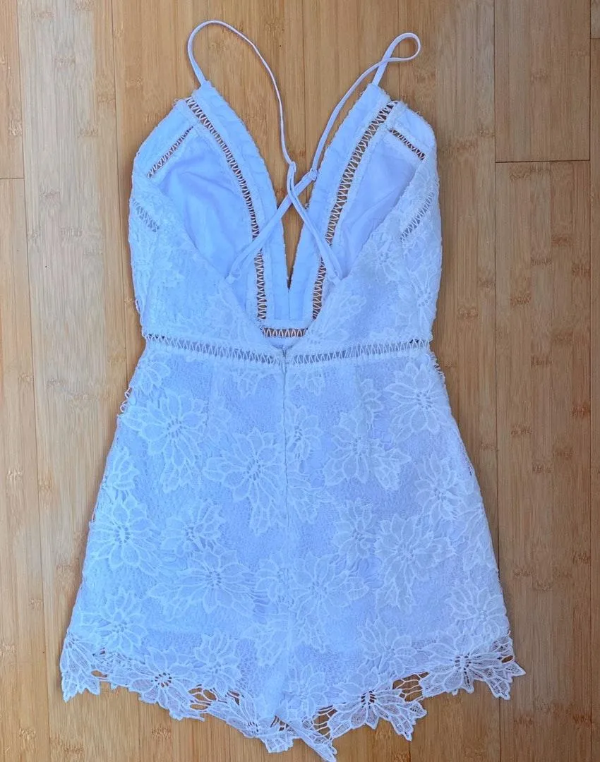 by the way. Rory Lace Romper in White - Image 5