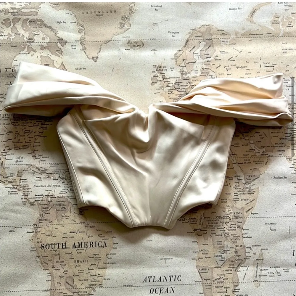 HouseofCB Silva Corset Top - Image 6