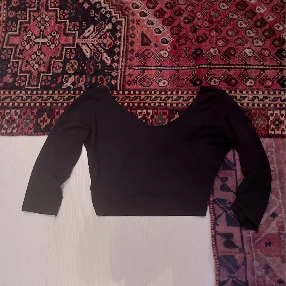 Criss cross backless crop top Black Size M - Image 3