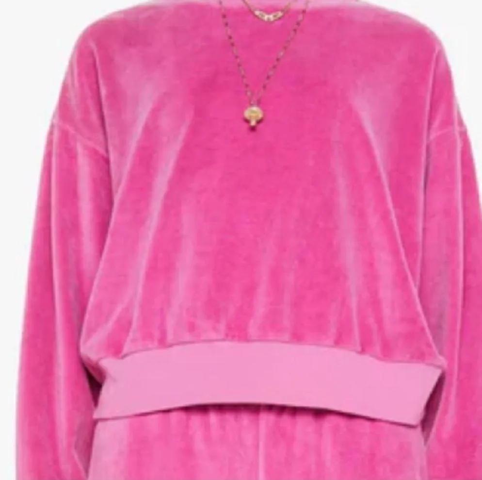 Women's Pink Velour Lounge Set Size M Long Sleeve Top & Pants Casual Size M - Image 3