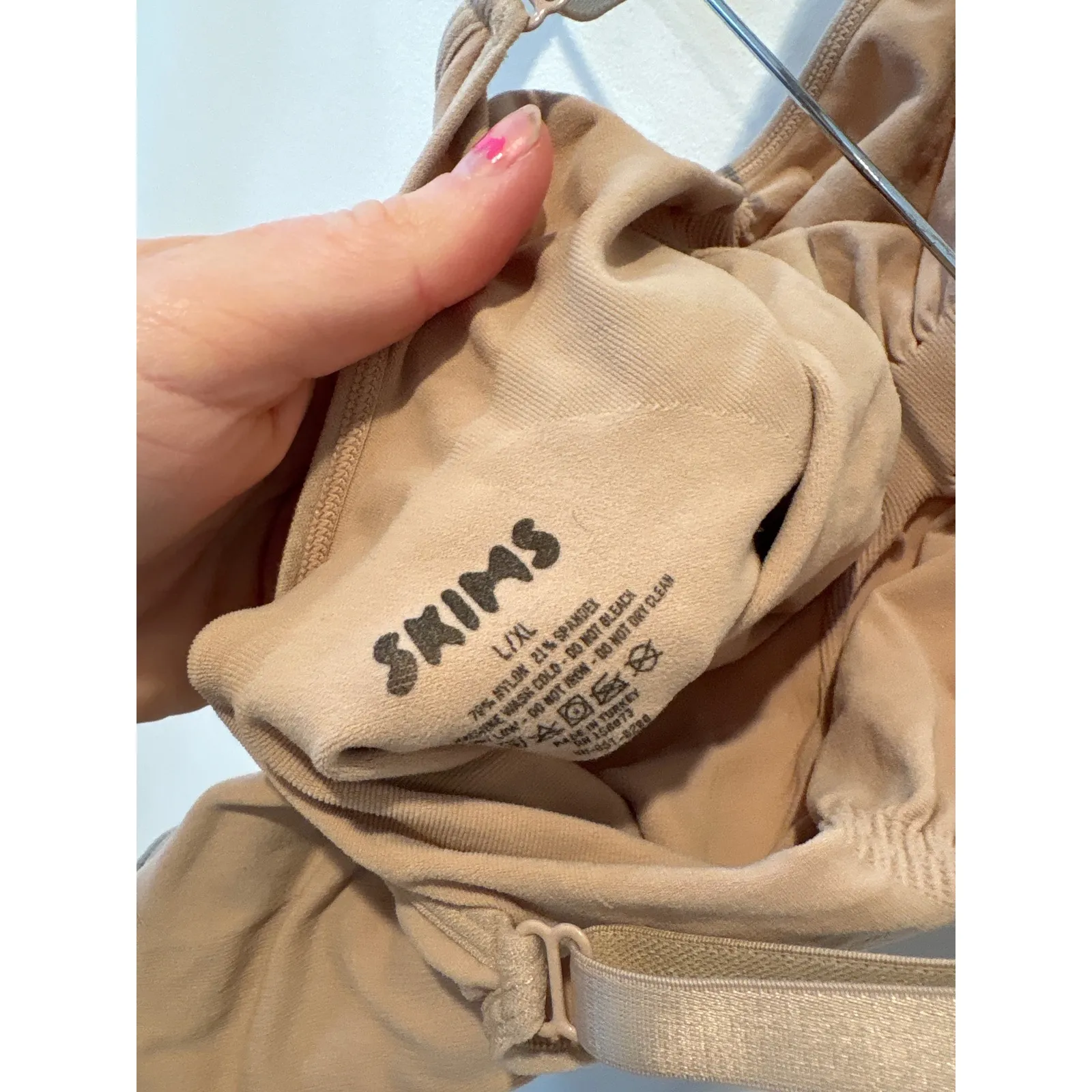 Skims Brief Bodysuit Size L/XL - Image 4