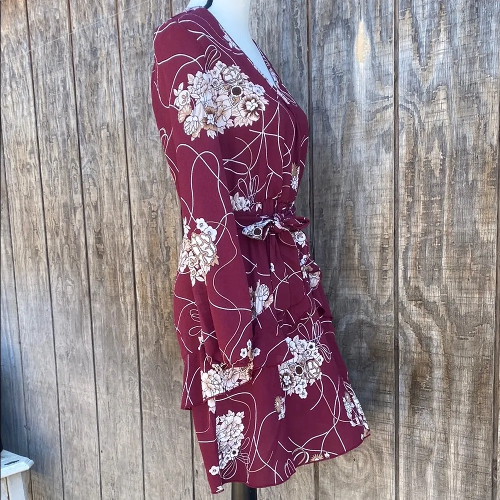 New UGUEST Burgundy & Cream Floral Long Sleeve V - Image 11