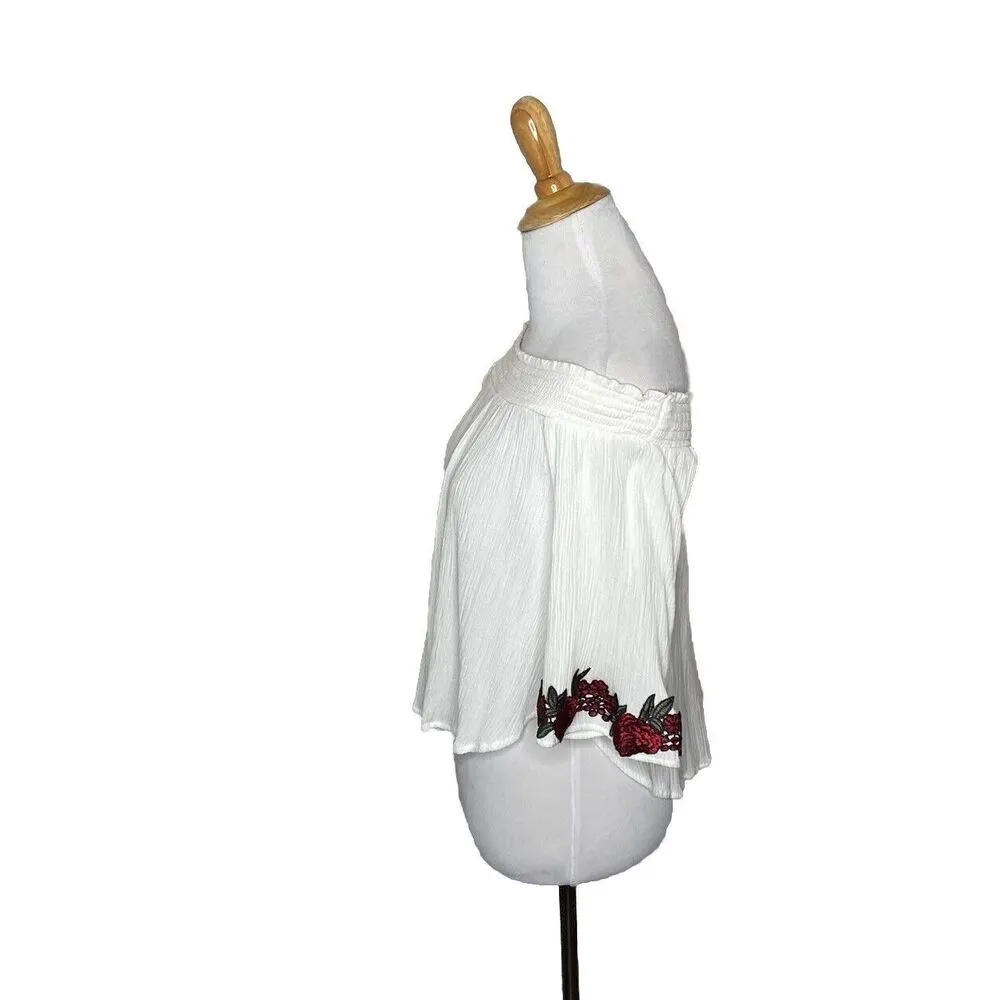 Ambiance Red Floral Applique White Off Shoulder Short Sleeve Blouse Sz Small - Image 3