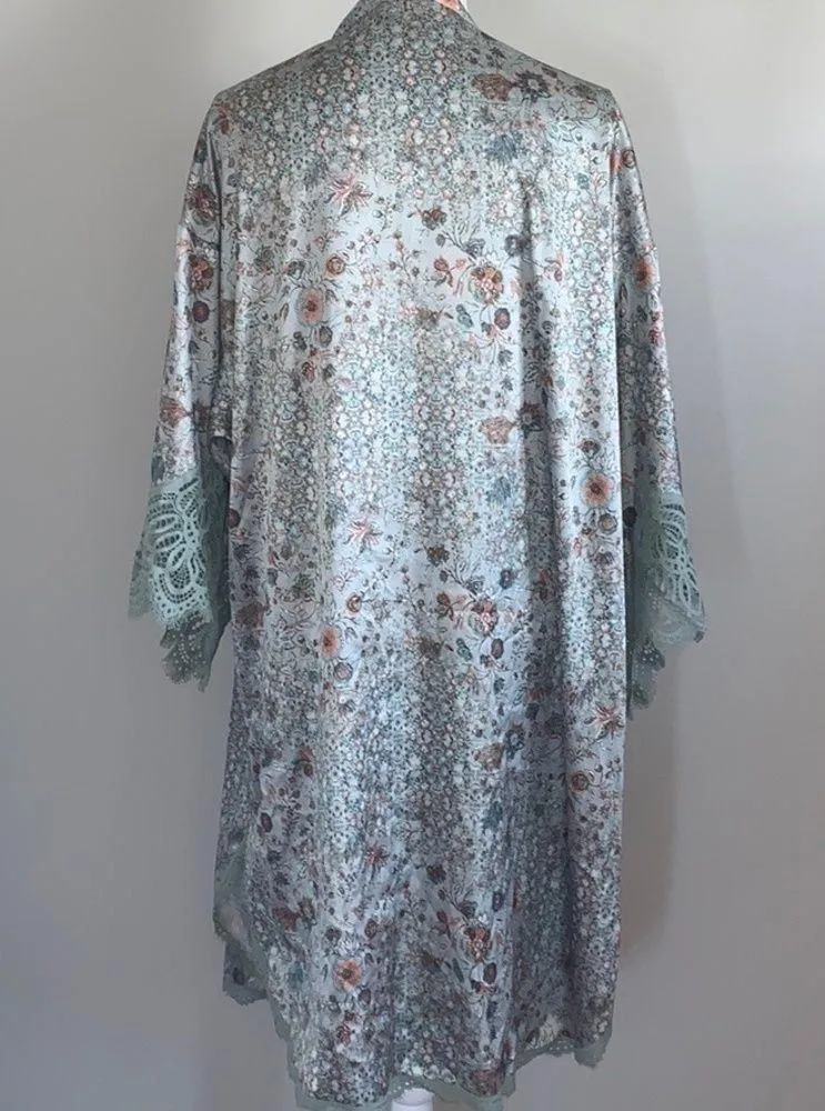 Victoria’s Secret Dream Angels Kimono Robe - Image 2