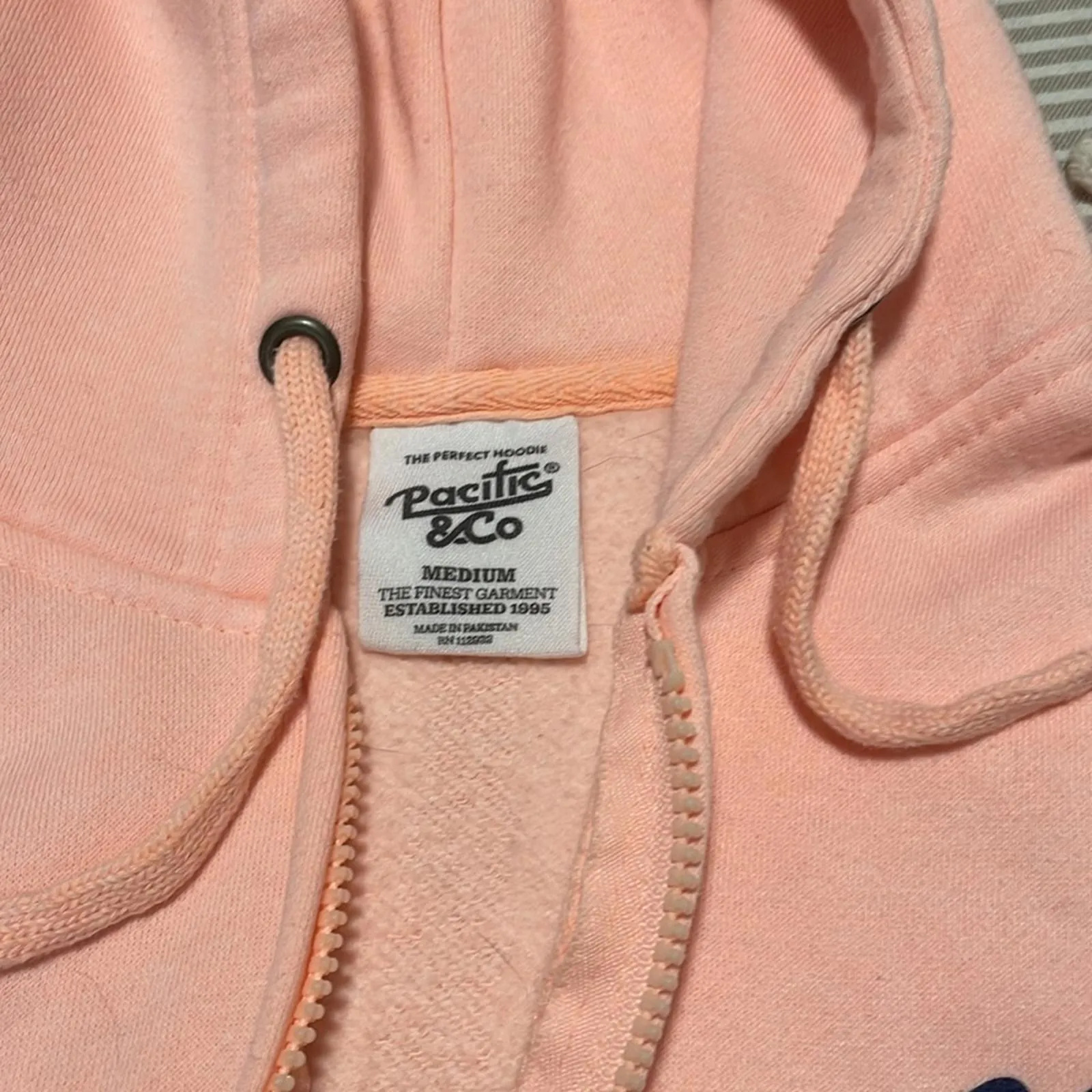 Pacific & Co Medium Peach Zip - Image 3