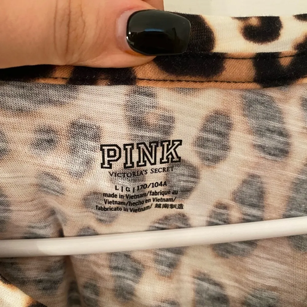 Cheetah Print Victoria Secret PINK Shirt - Image 2