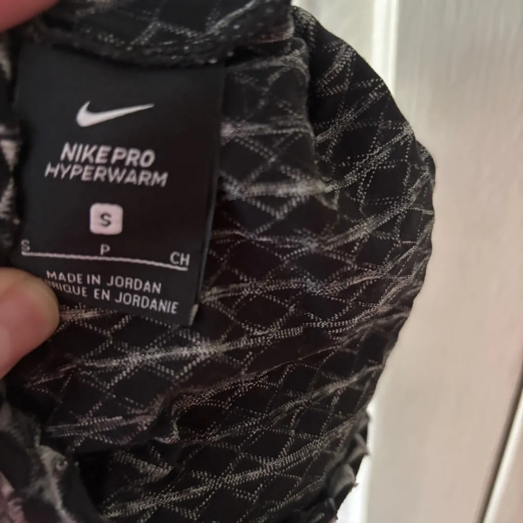 Nike Women's Black White‎ Cowl Turtleneck Neck Sweater Training Shirt Base Layer - Image 7