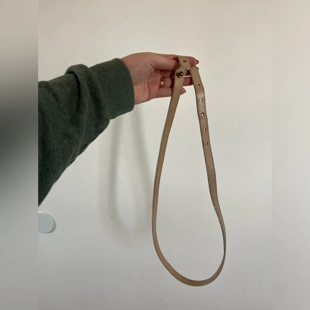 Vintage Dooney & Bourke Cream and Tan Bag with Crossbody Strap - Image 11