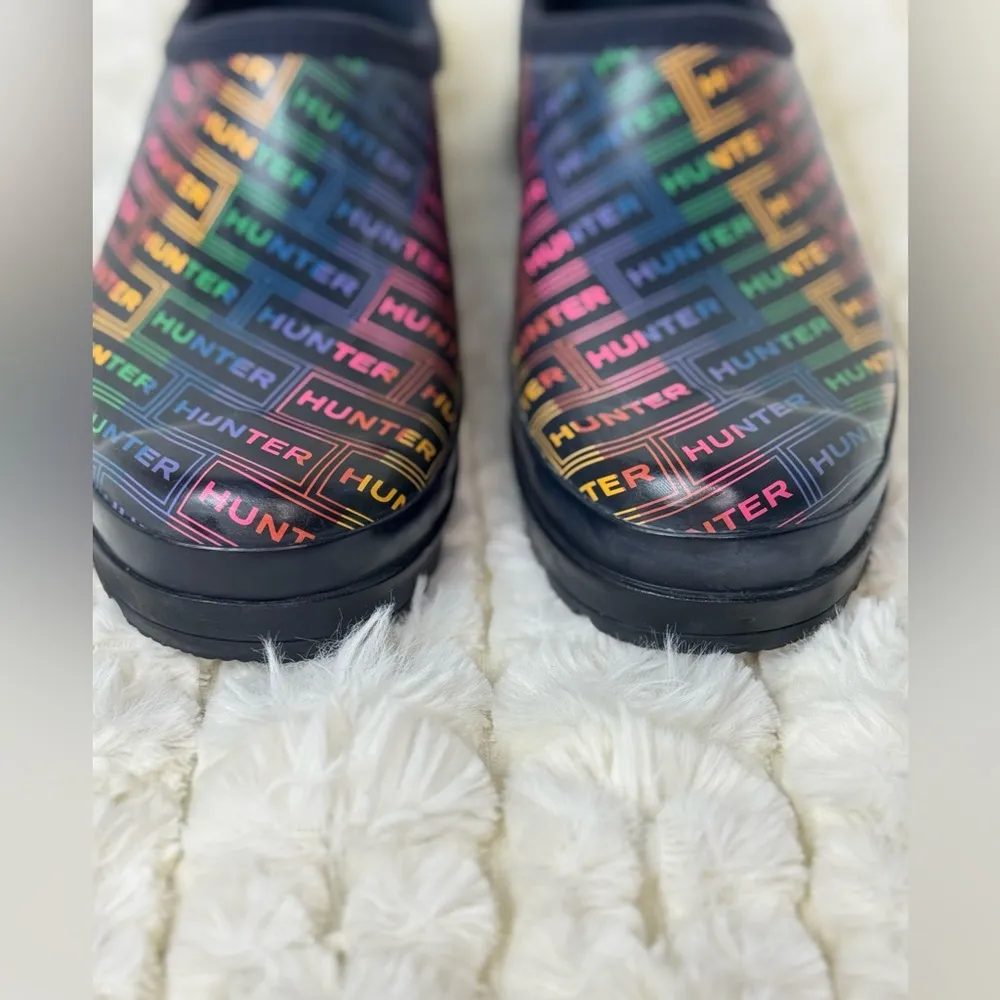 HUNTER Original Play Logo Women's Waterproof Rainbow Clogs Size 7 - Image 5