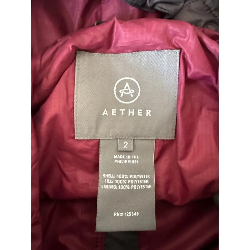 Aether Women's Black Hooded Puffer Jacket Size 2/ Medium - Image 8