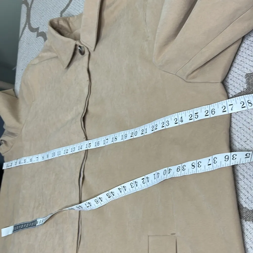 Amazon Essentials tan soft classic neutral button front trench jacket Size XXL - Image 4