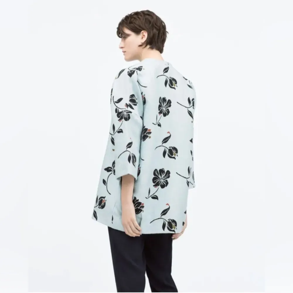 ZARA MANTEL JACKE BLUMEN PRINT KIMONO FLORAL PRINTED JACQUARD JACKET COAT SIZE M - Image 4