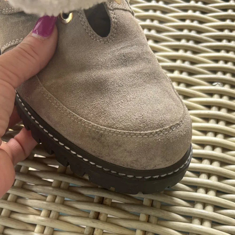 Stuart Weitzman Viking Suede Sherpa‎ Boots 8 boho indie cottagecore winter - Image 13