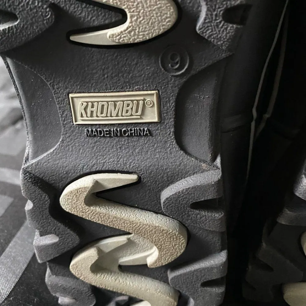 KHOMBU Black boot with faux fur to keep you feet warm for those cold days - Image 12