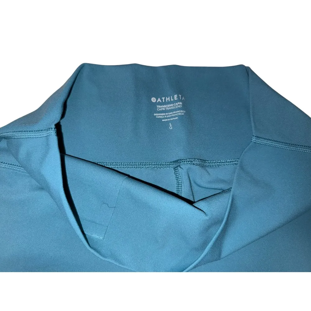 Athleta Transcend Capri -  Size Large Green - Image 5