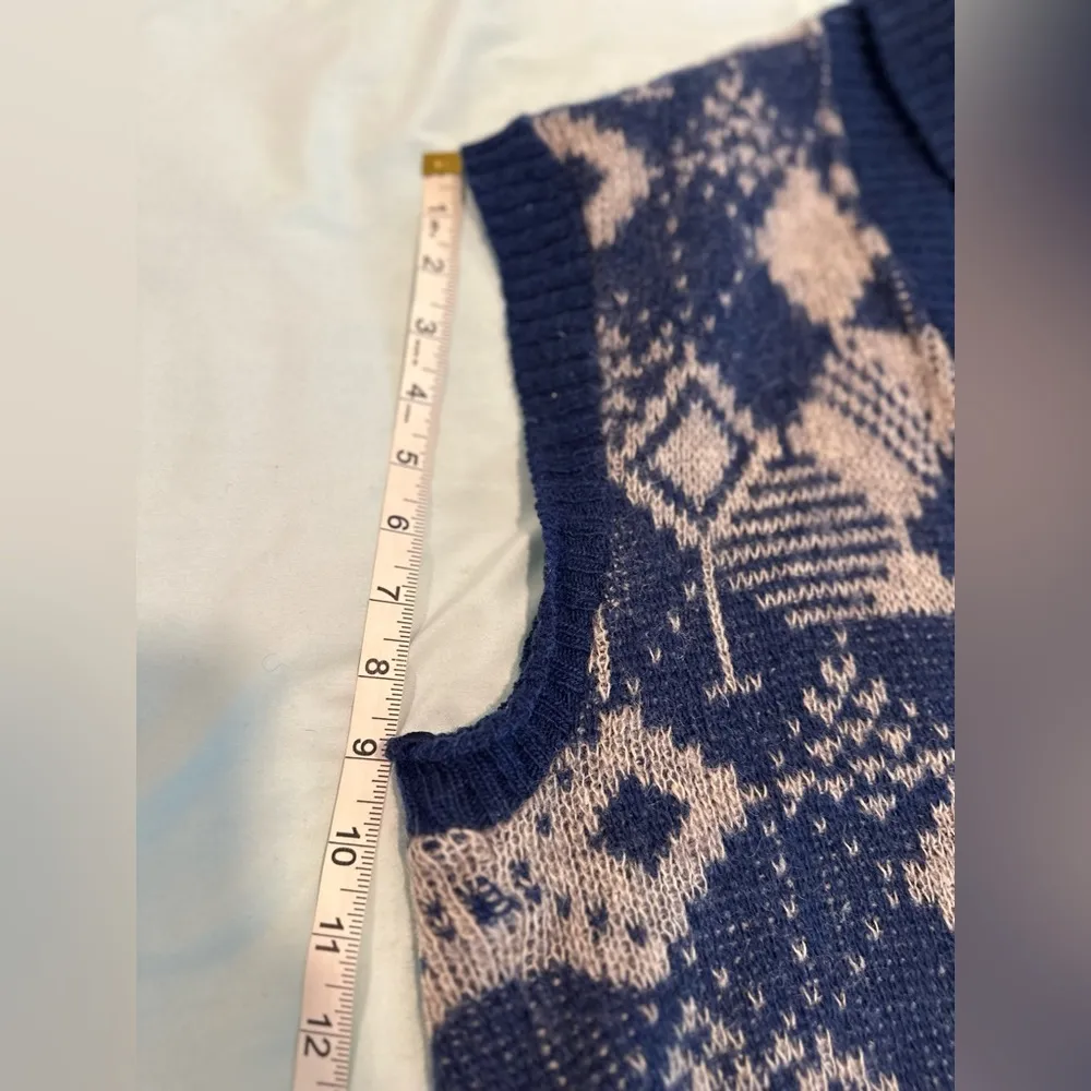 Vintage Alafoos Small Blue Icelandic Wool Button Closure Pocketed Cardigan Vest. - Image 5