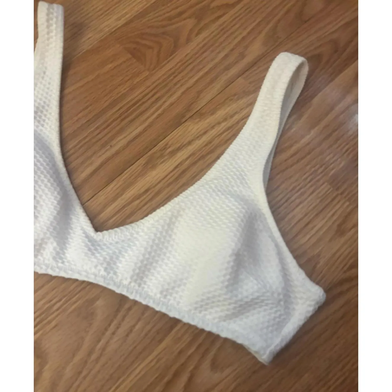 Aerie Textured Bikini Top Size Medium - Image 4