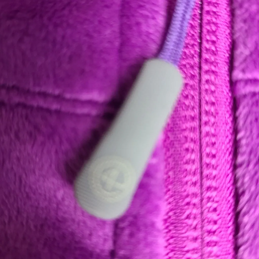 Peter Millar Warmth Women's Size Small Performance Purple Fleece Vest MSRP 139 - Image 4