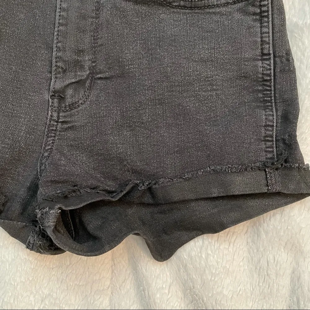 Hollister High Rise Short Shorts - Image 7