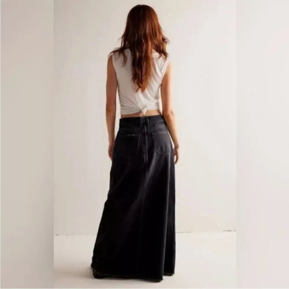 FREE PEOPLE WE THE FREE COME AS YOU ARE DENIM‎ MAXI SKIRT - BLACK 2 - Image 4