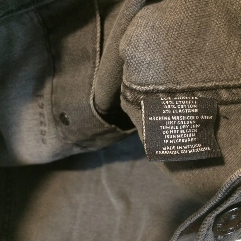 Black Orchid women's S small cutoff sleeveless distressed denim vest jean jacket - Image 8